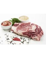 PRIMEBIF steak from the front of the shoulder